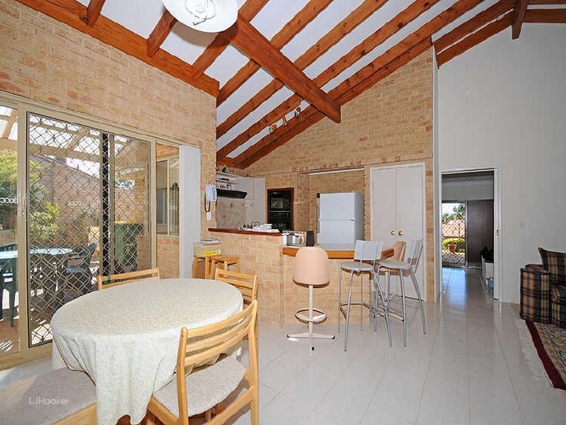 7 Harwood Rise, Leeming WA 6149