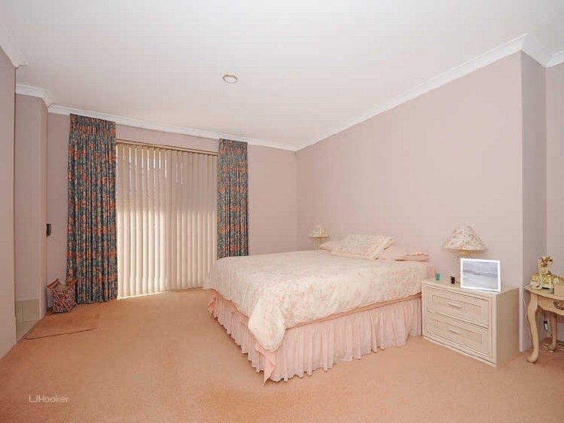 7 Harwood Rise, Leeming WA 6149