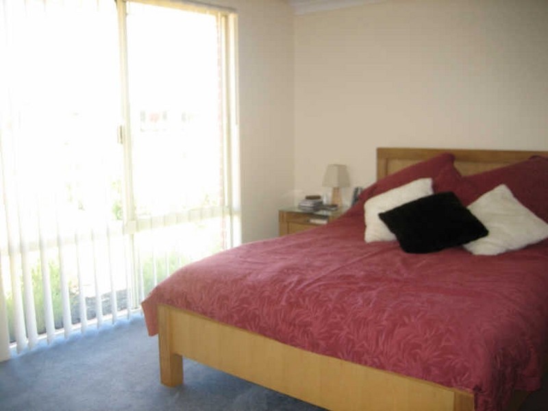 31 Chivalry Way, Atwell WA 6164