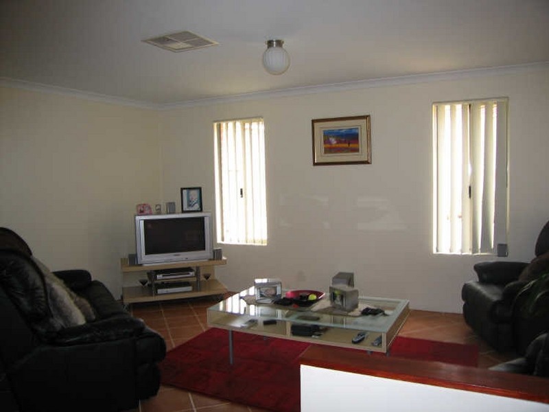 31 Chivalry Way, Atwell WA 6164