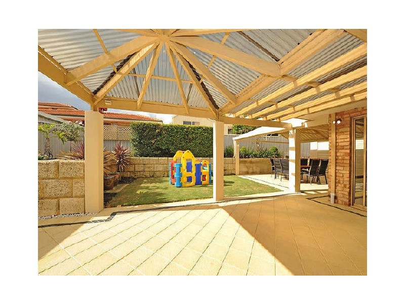80 Sylvan Crescent, Leeming WA 6149