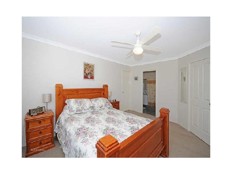 11 Jefferson Way, Piara Waters WA 6112