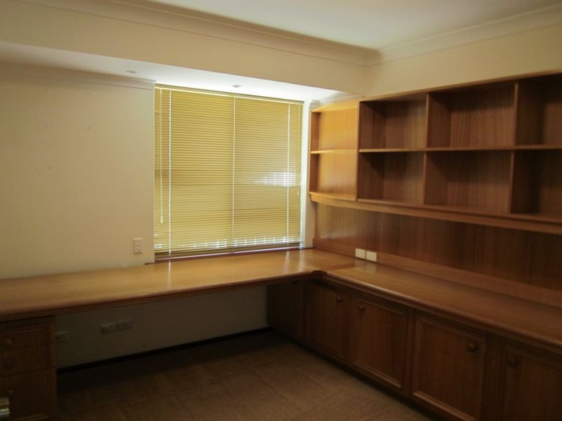 3 Castlemain Heights, Leeming WA 6149