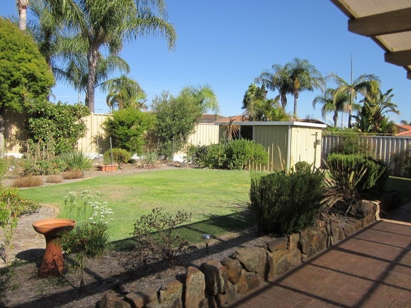 3 Castlemain Heights, Leeming WA 6149