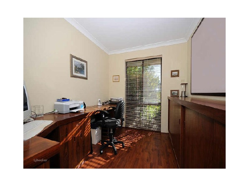 5 Ela Street, Leeming WA 6149
