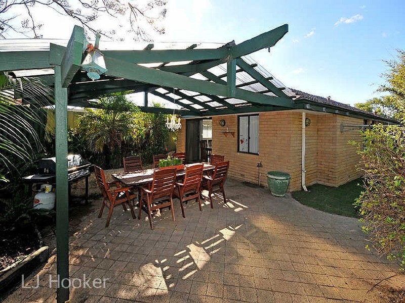 54 Parkway Road, Bibra Lake WA 6163