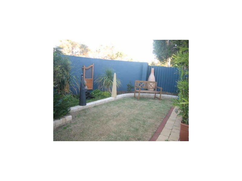 9a Harris Street, Palmyra WA 6157