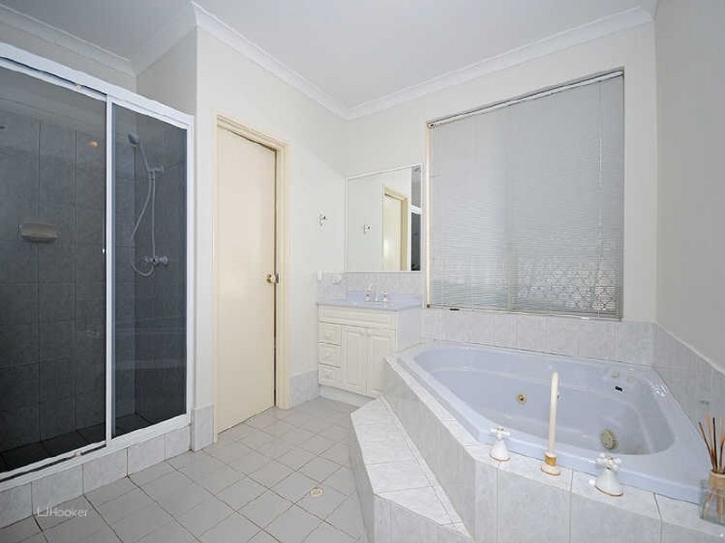 15 Twin Branch Rise, Leeming WA 6149