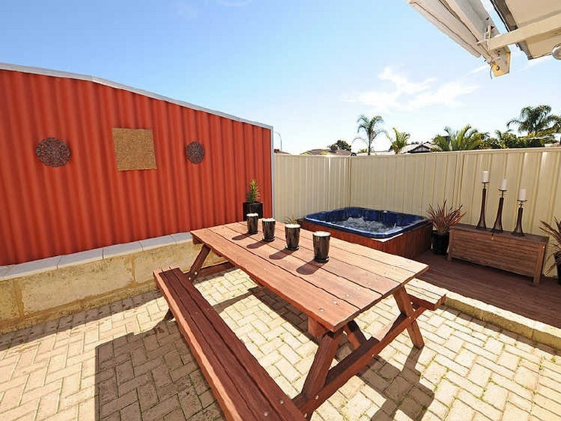 1 Fern Leaf Court, Leeming WA 6149