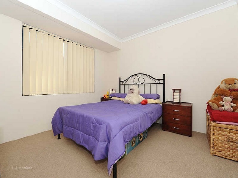 1 Fern Leaf Court, Leeming WA 6149