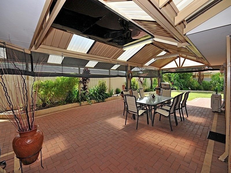 43 Casserly Drive, Leeming WA 6149