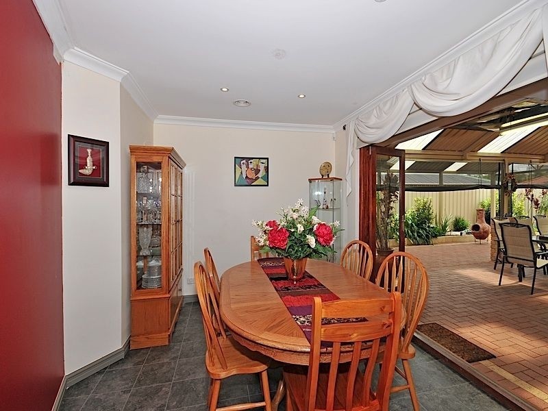 43 Casserly Drive, Leeming WA 6149