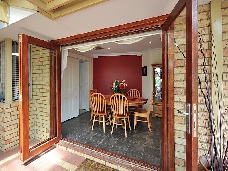 43 Casserly Drive, Leeming WA 6149