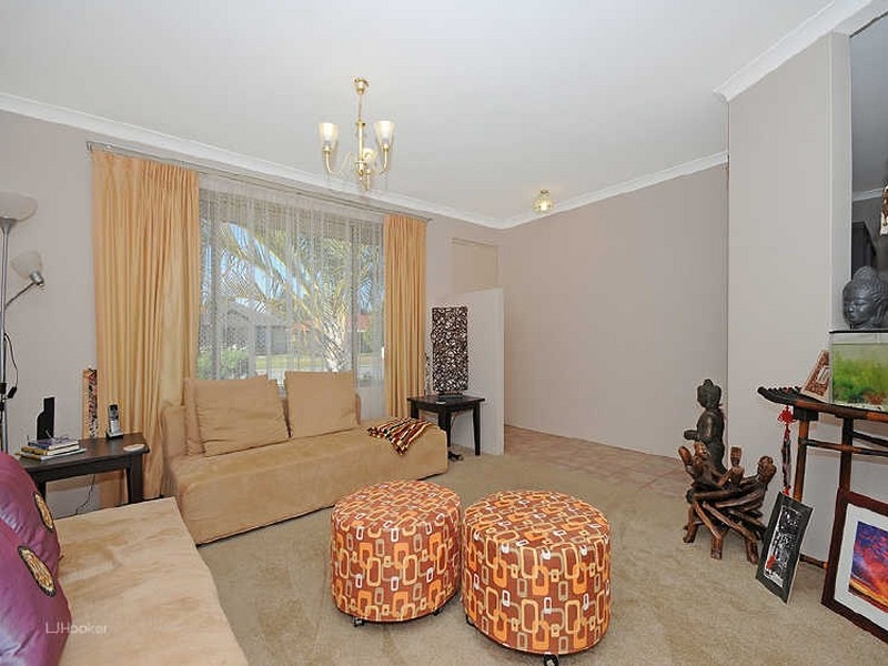 125 Brenchley Drive, Atwell WA 6164