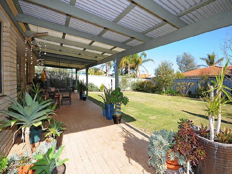 125 Brenchley Drive, Atwell WA 6164