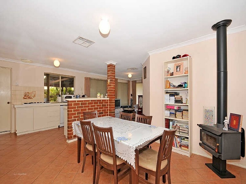 10 Lipton Mews, Atwell WA 6164