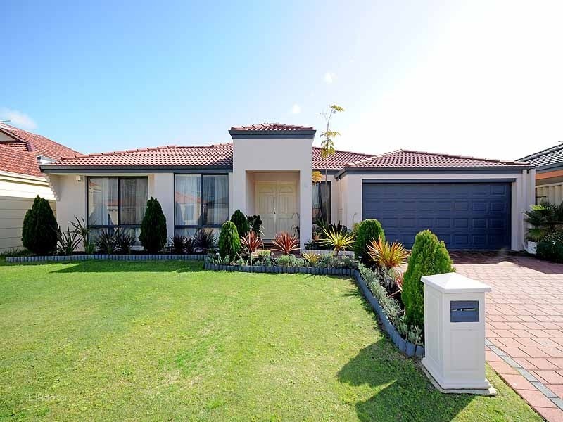 35 Beedelup Loop, Bibra Lake WA 6163