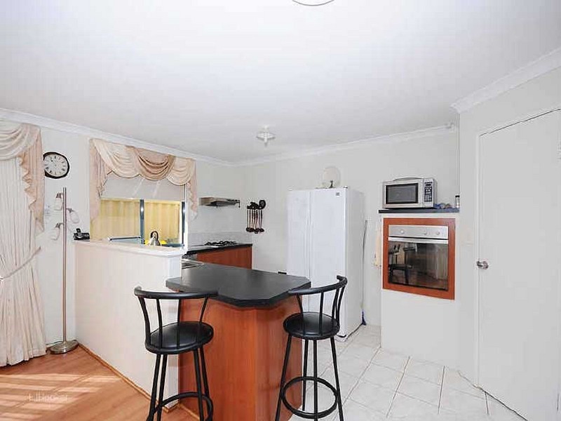 35 Beedelup Loop, Bibra Lake WA 6163