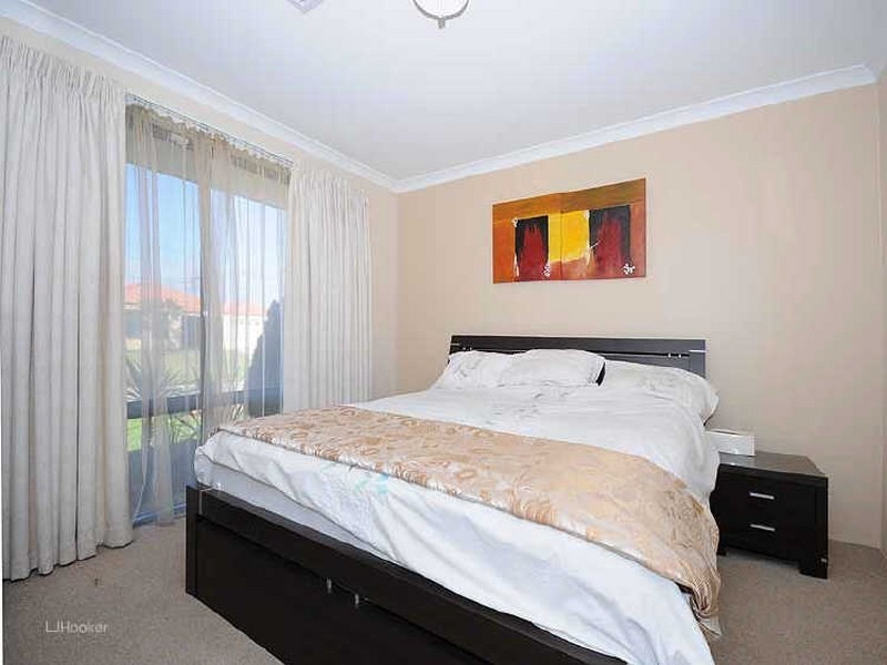 35 Beedelup Loop, Bibra Lake WA 6163