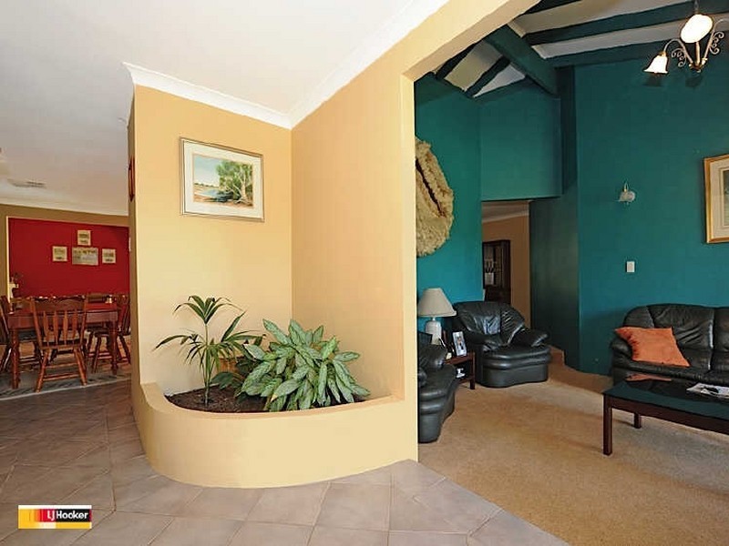 14 Hollingsworth Way, Leeming WA 6149