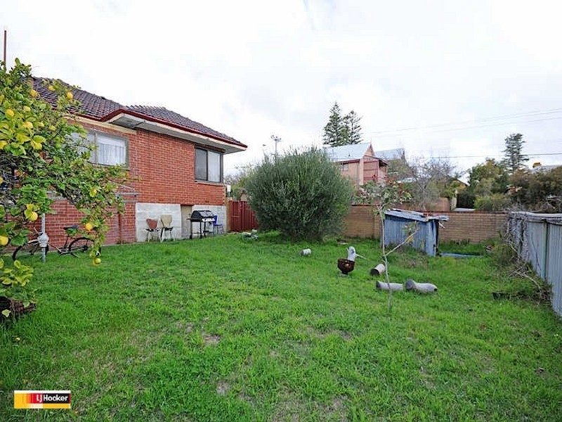 22 Stevens Street, Fremantle WA 6160