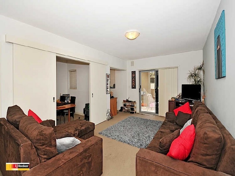 15/15 Rosalind Way, Coolbellup WA 6163