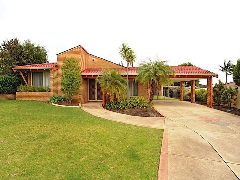 5 Thrum Close, Leeming WA 6149