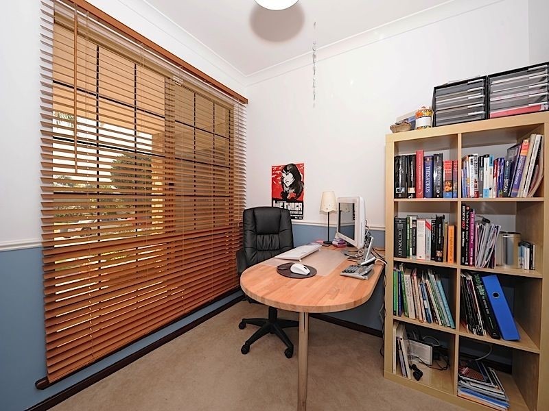 5 Timber Ridge Retreat, Leeming WA 6149