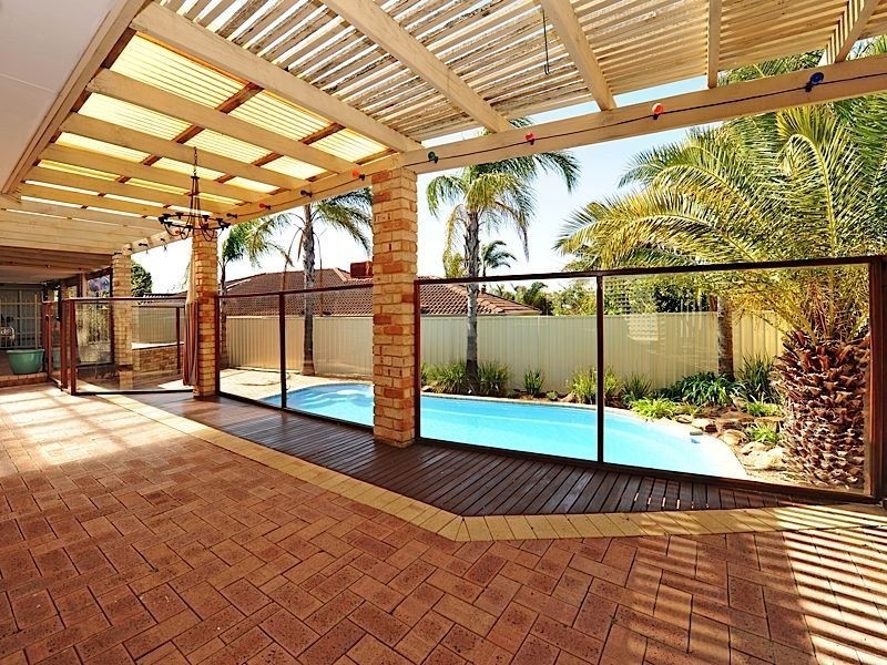 5 Timber Ridge Retreat, Leeming WA 6149