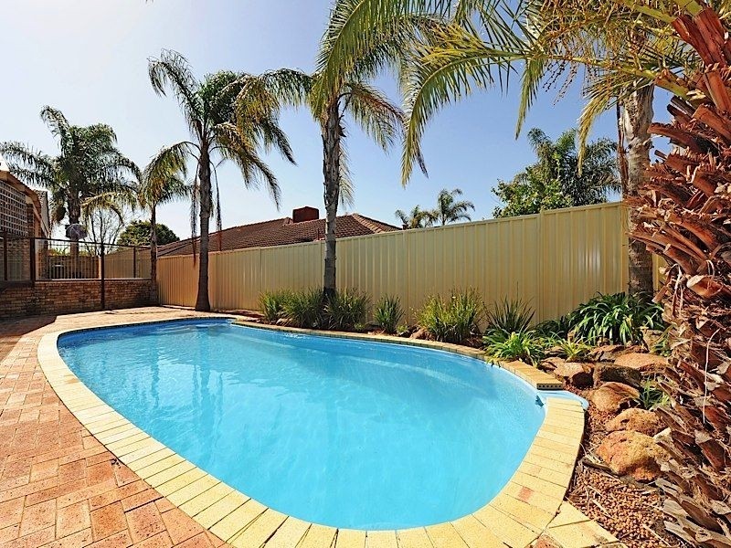 5 Timber Ridge Retreat, Leeming WA 6149