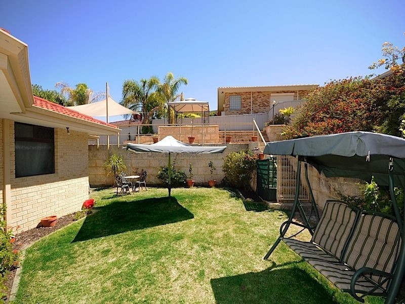 5 Harwood Rise, Leeming WA 6149