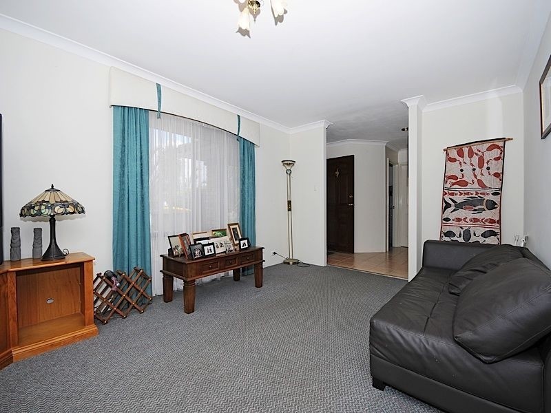 1 Townson Place, Leeming WA 6149