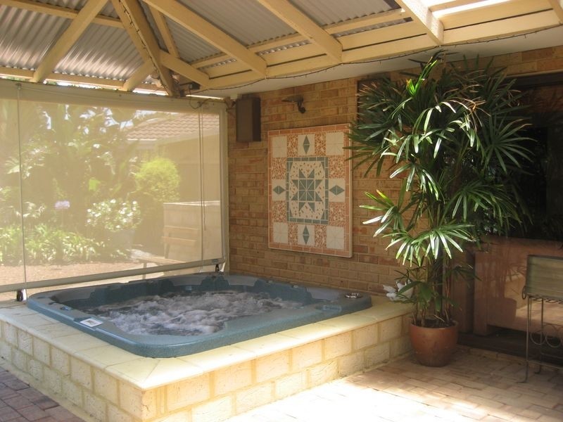 5 Gallin Court, Leeming WA 6149