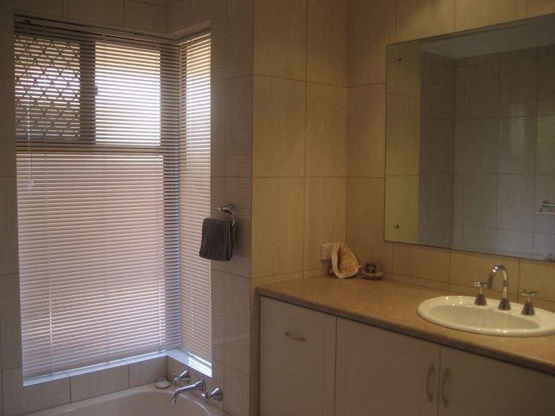 5 Gallin Court, Leeming WA 6149