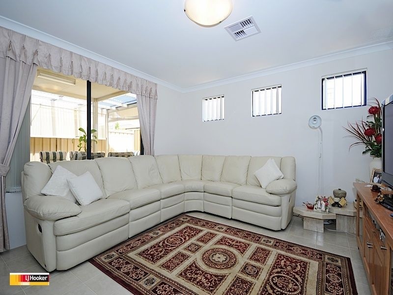 1 Lakey Street, Southern River WA 6110