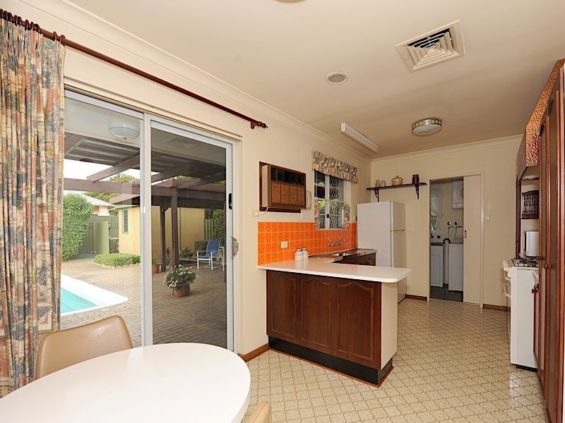 23 Endeavour Avenue, Bull Creek WA 6149