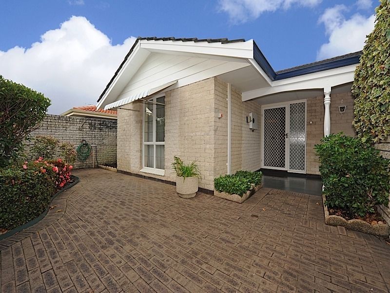 23 Endeavour Avenue, Bull Creek WA 6149