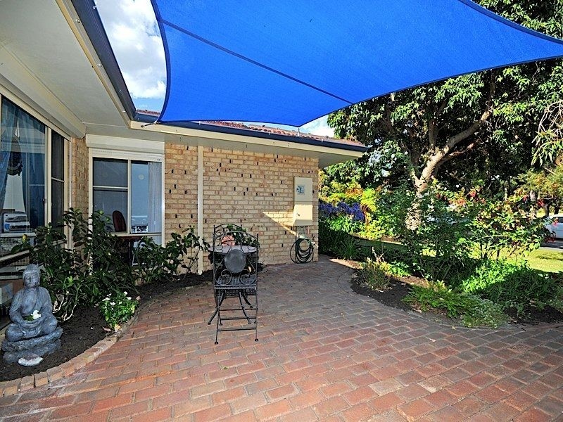 3 Brandwood Gardens, Leeming WA 6149