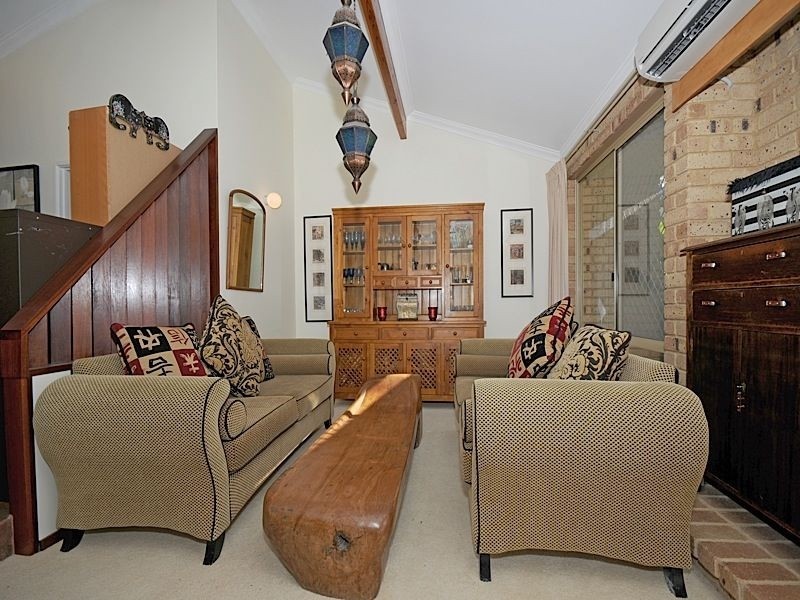 3 Brandwood Gardens, Leeming WA 6149