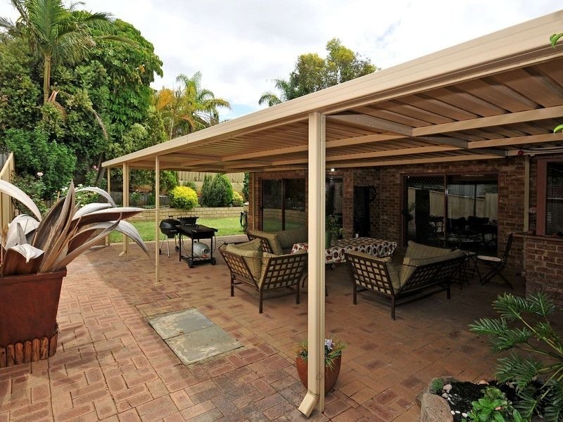 128 Beasley Road, Leeming WA 6149