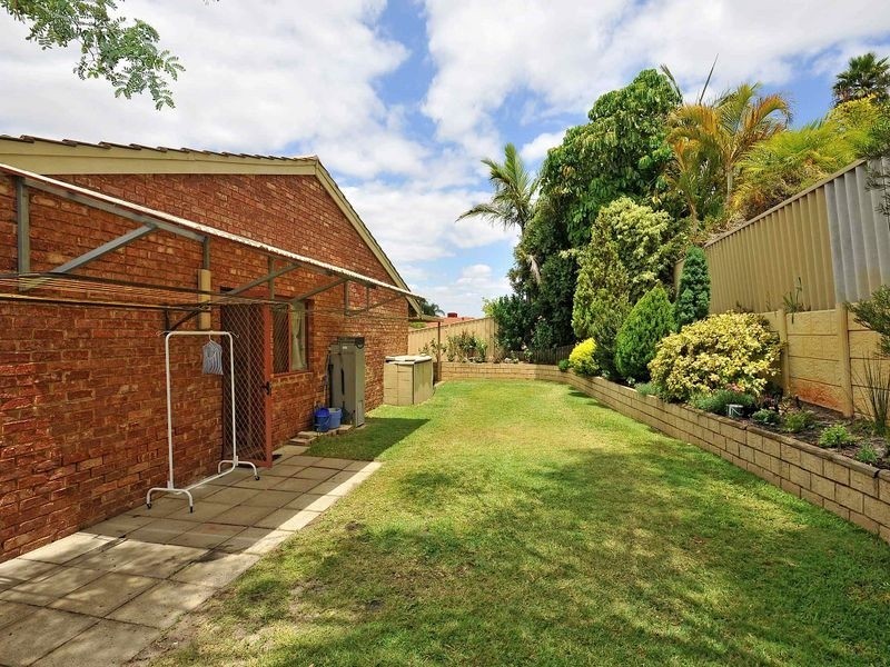 128 Beasley Road, Leeming WA 6149