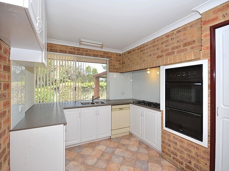 36 McGuiness Drive, Leeming WA 6149