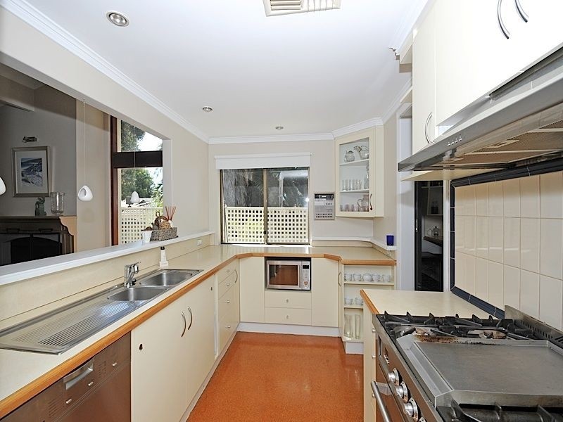 3 Rowley Place, Bull Creek WA 6149