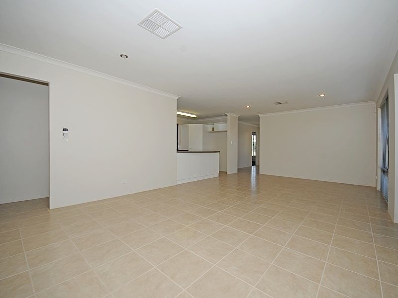 21 Casablanca Avenue, Southern River WA 6110