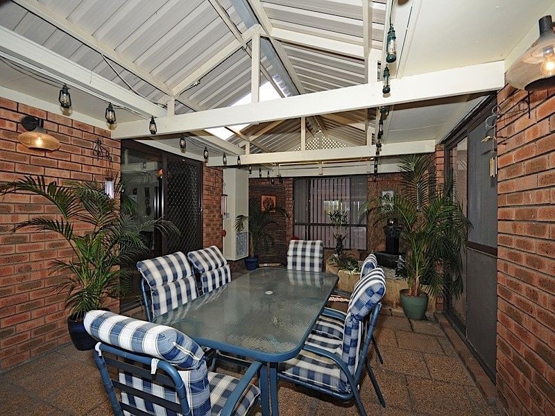 33 Darian Drive, Willetton WA 6155