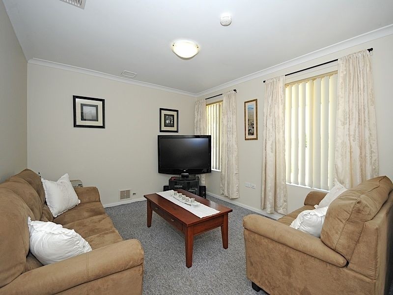 46 Tunnicliffe Street, Parmelia WA 6167