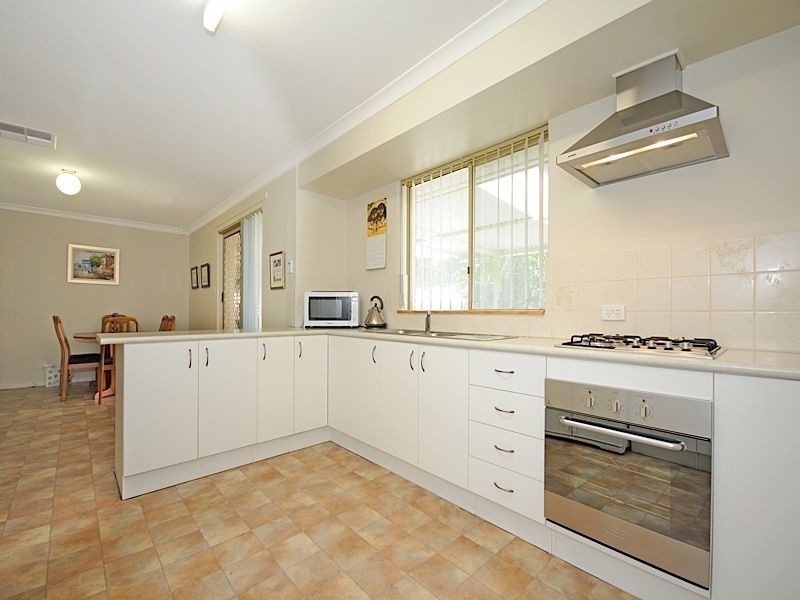 46 Tunnicliffe Street, Parmelia WA 6167