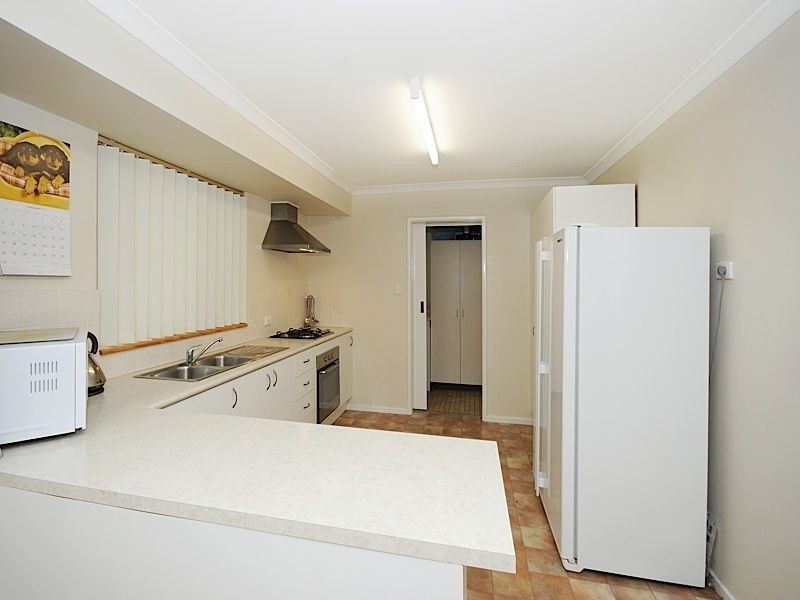 46 Tunnicliffe Street, Parmelia WA 6167