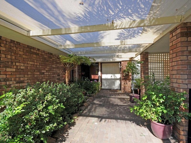 19 Envall Way, Leeming WA 6149