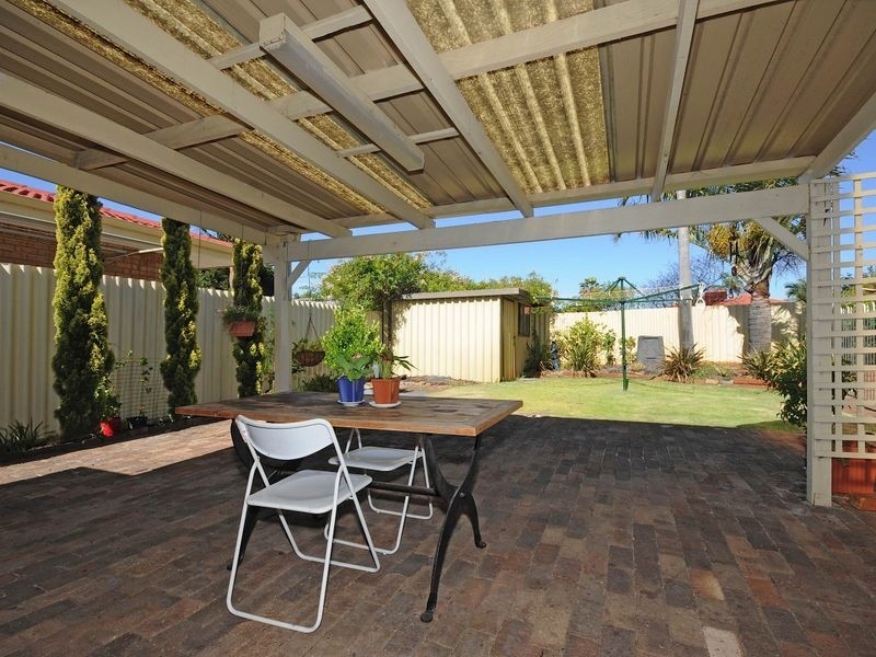 19 Envall Way, Leeming WA 6149